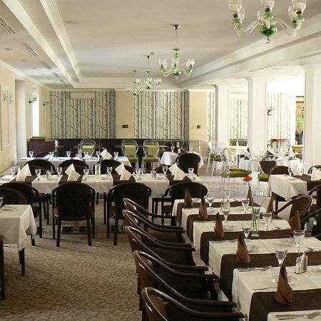Old Lake Golf Hotel 터터 외부 사진